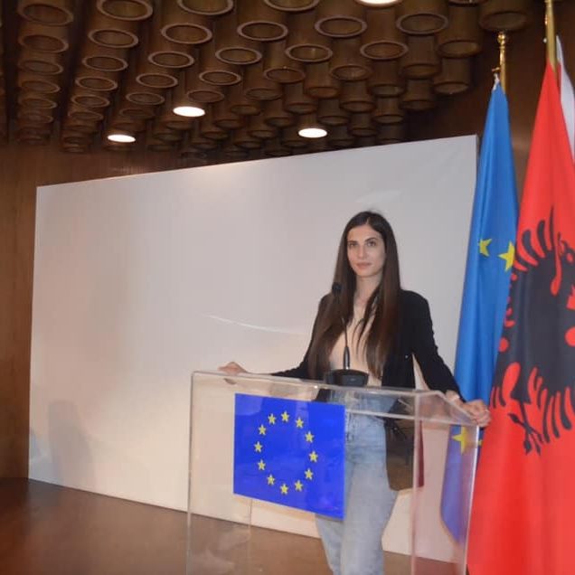 Sibora Elezaj